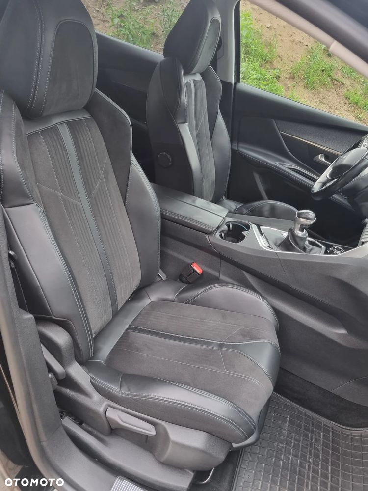 Peugeot 3008 2.0 BlueHDi Allure - 19
