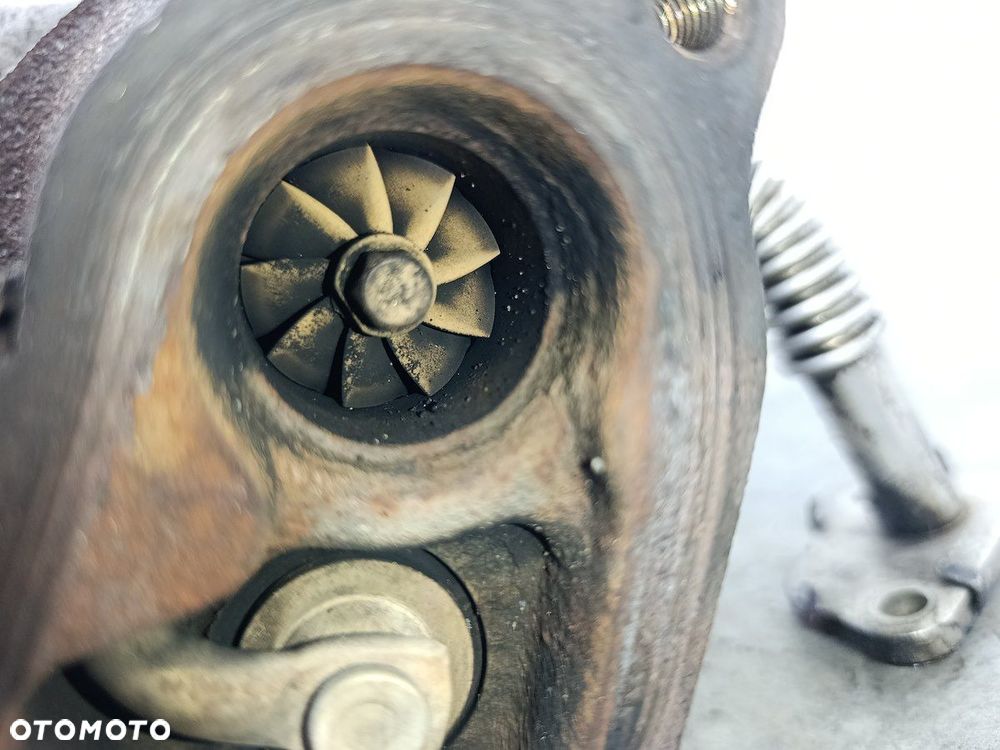 TURBINA Z KOLEKTOREM OPEL MERIVA A 55202638 BORG WARNER  FPT 1.3 CDTI - 3