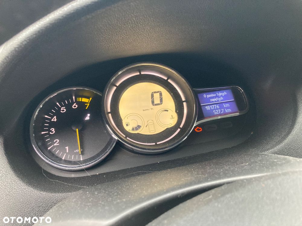 Renault Megane 1.6 16V Exception - 13