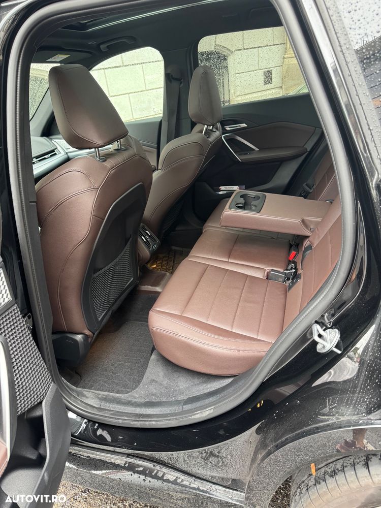 BMW X1 xDrive23i AT MHEV - 11
