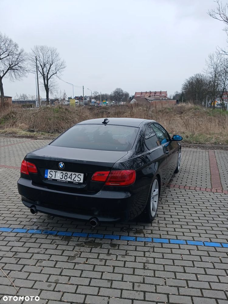 BMW Seria 3 335d Edition Exclusive - 18