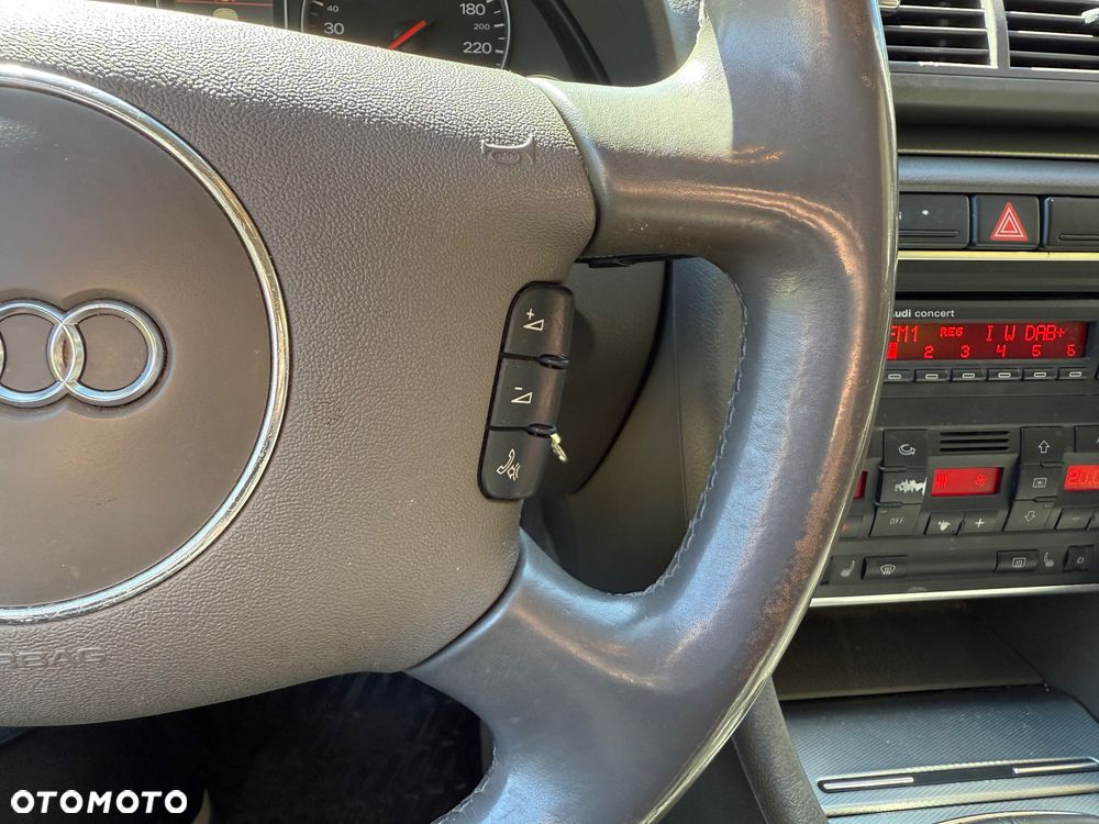 Audi A4 Avant 1.9 TDI quattro - 28