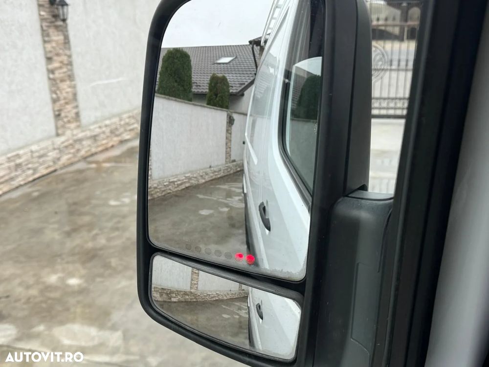 Mercedes-Benz Sprinter 316 - 12