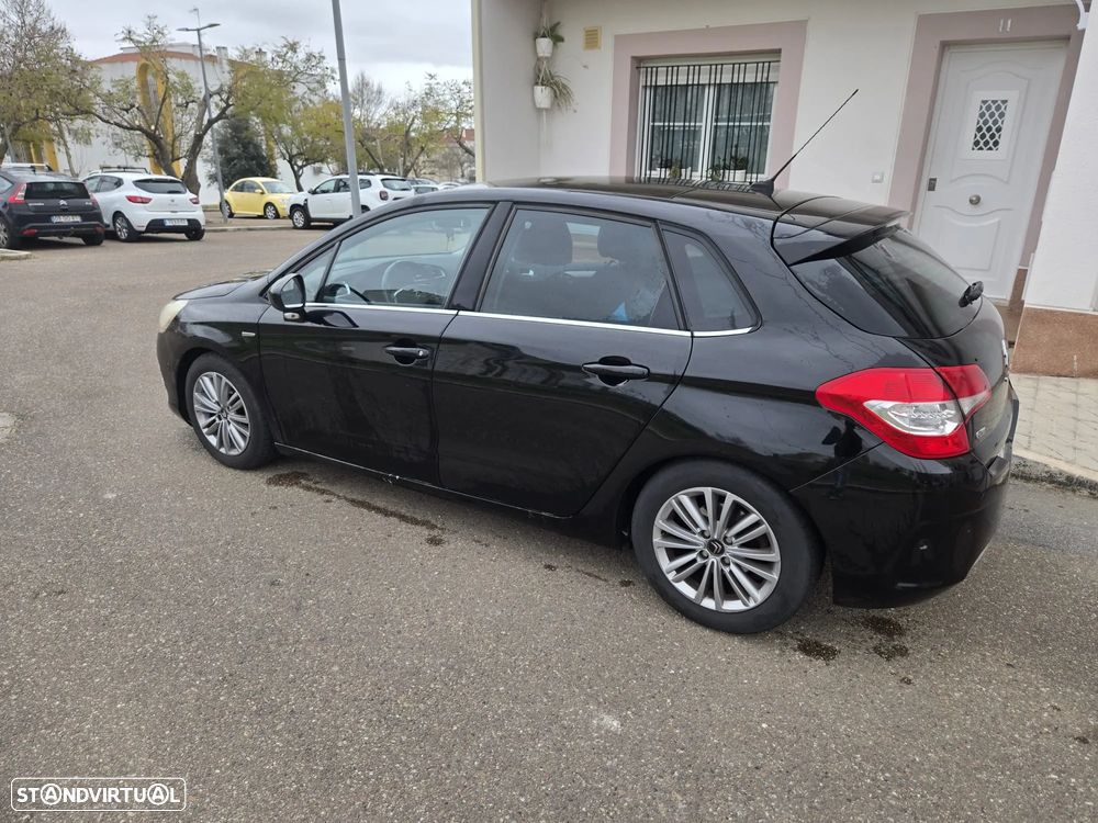 Citroën C4 1.6 e-HDi Exclusive CMP6 - 3