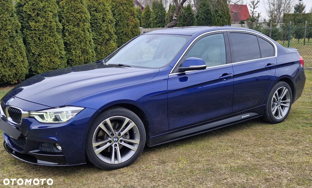 BMW Seria 3 330i Advantage sport - 14