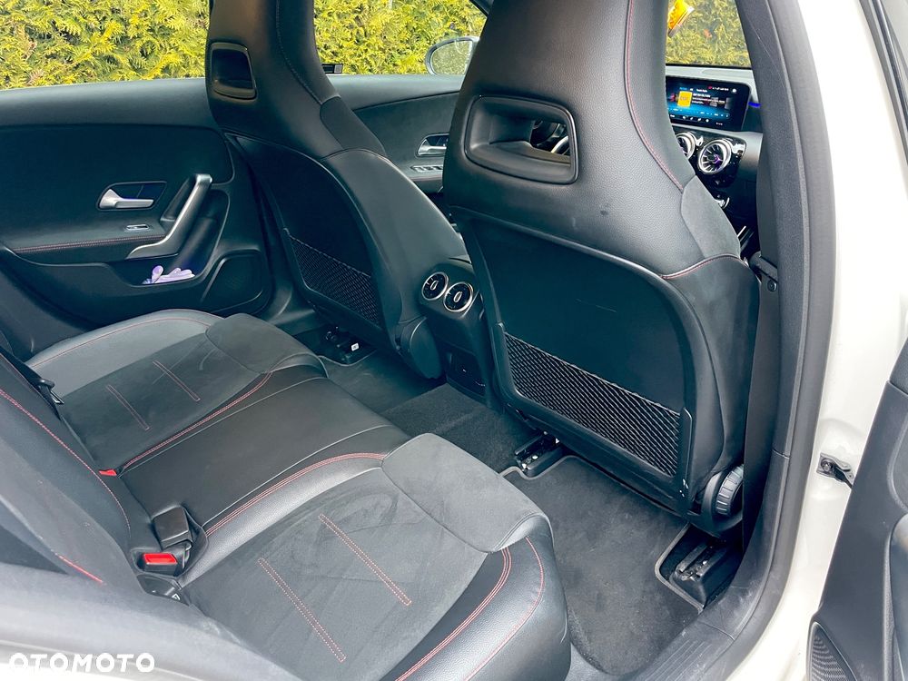 Mercedes-Benz Klasa A 180 AMG Line 7G-DCT - 9