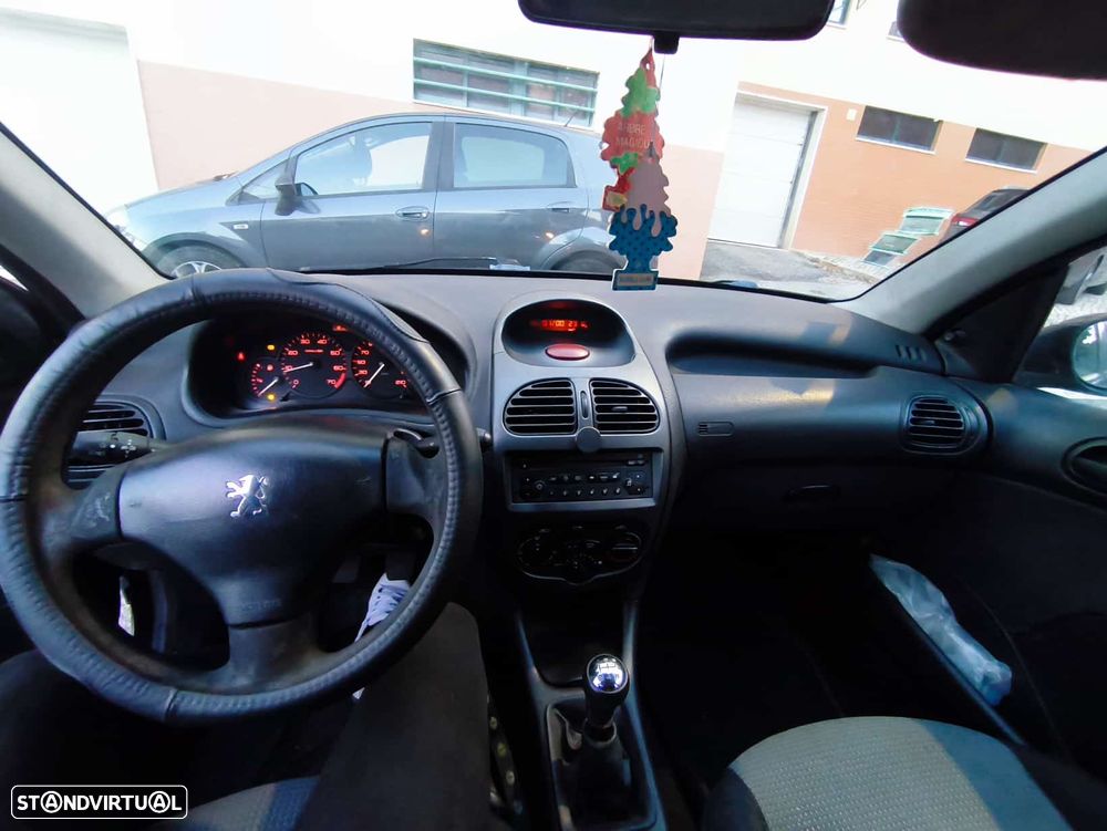 Peugeot 206 SW - 6
