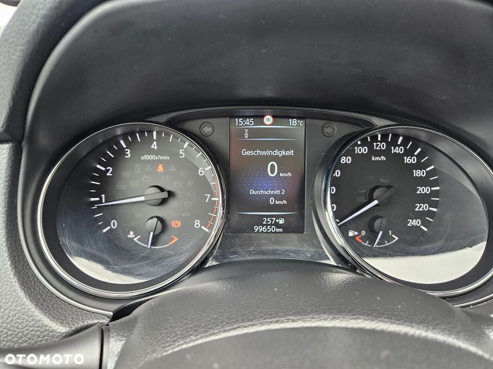 Nissan Qashqai 1.2 DIG-T N-Connecta EU6 - 19