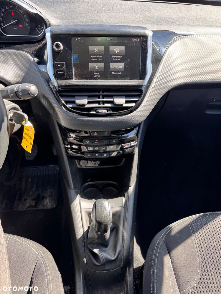 Peugeot 208 82 VTI Allure - 16