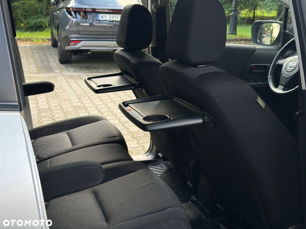 Mazda 5 1.8 Exclusive + - 11