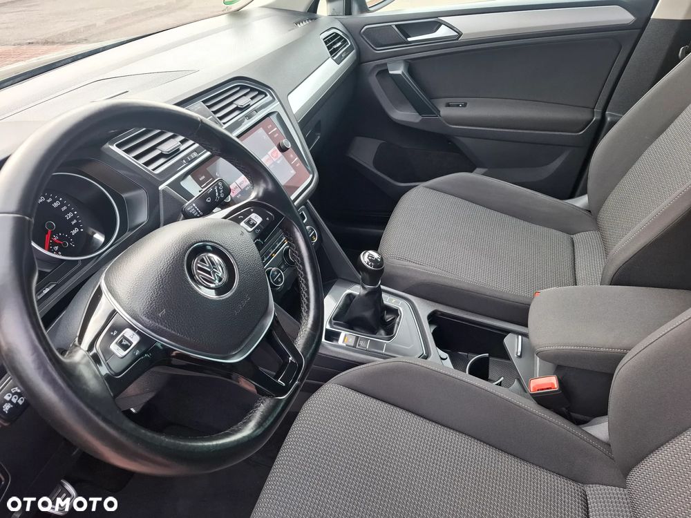 Volkswagen Tiguan 1.4 TSI BlueMotion Technology Trend & Fun - 30