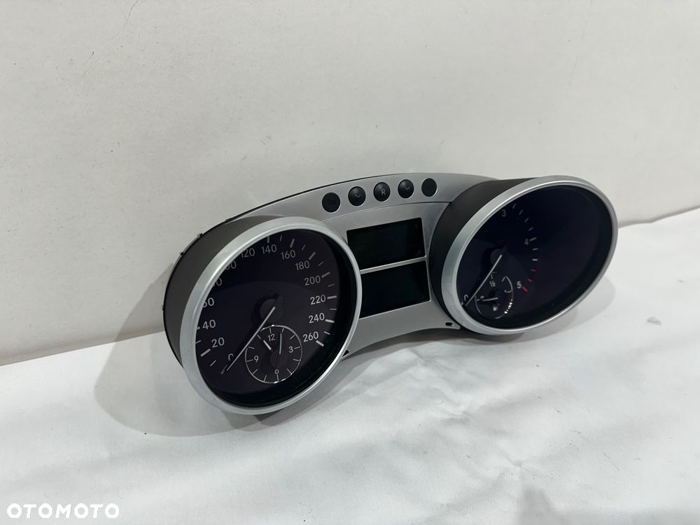 MERCEDES ML W164 LIFT LICZNIK ZEGARY 3.0 DIESEL  A2519003200 EUROPA - 2
