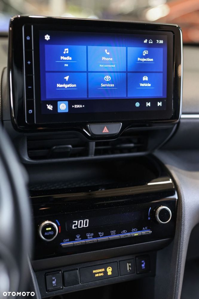 Toyota Yaris Cross Hybrid 1.5 Comfort - 36