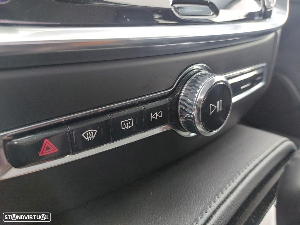 Volvo V60 2.0 T6 AWD TE Inscription Expression - 33