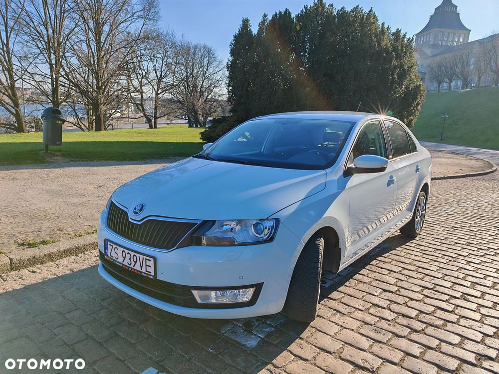 Skoda RAPID Spb 1.4 TSI Joy DSG - 2