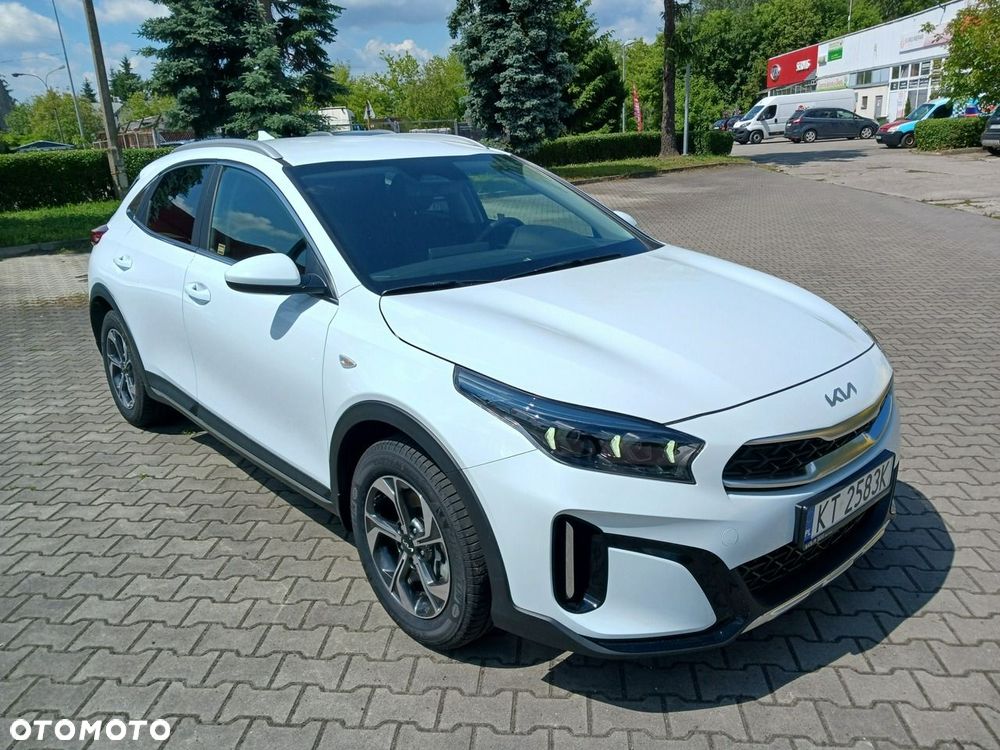 Kia XCeed 1.5 T-GDI M - 2
