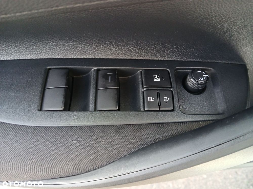 Toyota Corolla 1.2 T Active - 22
