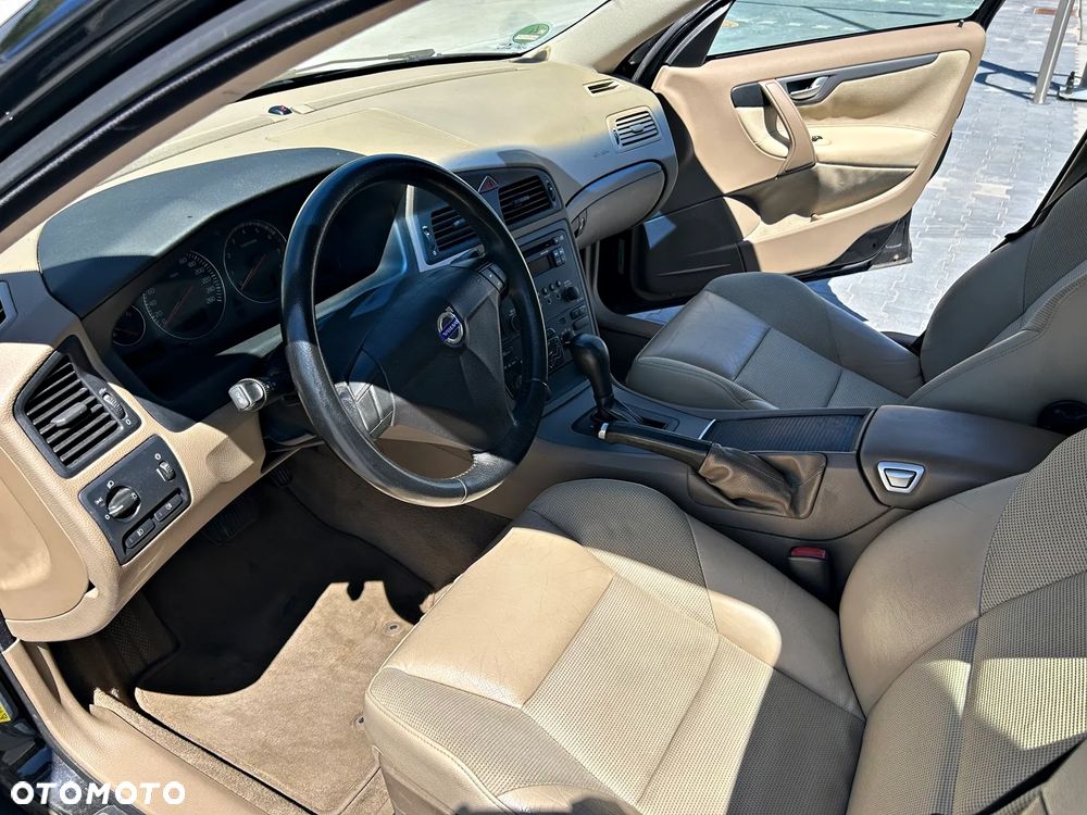 Volvo S60 2.4 Rubin - 12