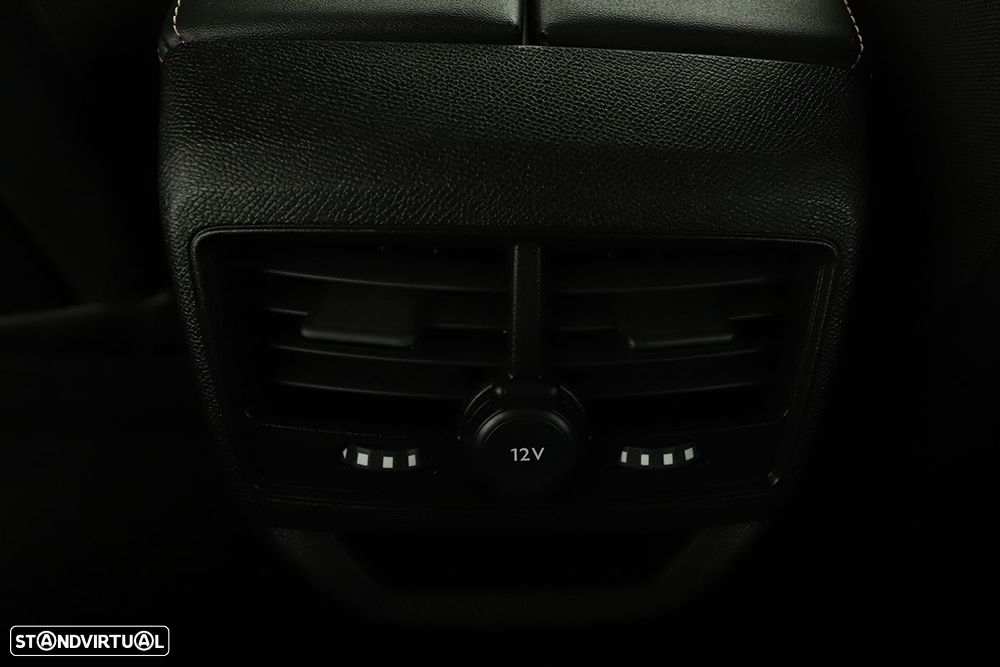 Peugeot 3008 1.2 PureTech GT EAT8 - 24