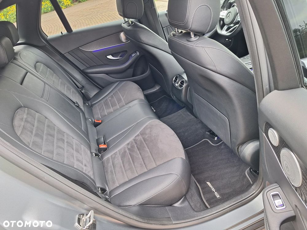 Mercedes-Benz GLC 200 4Matic 9G-TRONIC AMG Line - 23