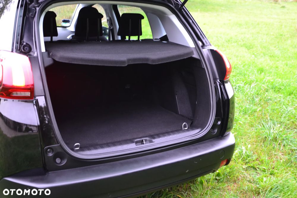 Peugeot 2008 - 12