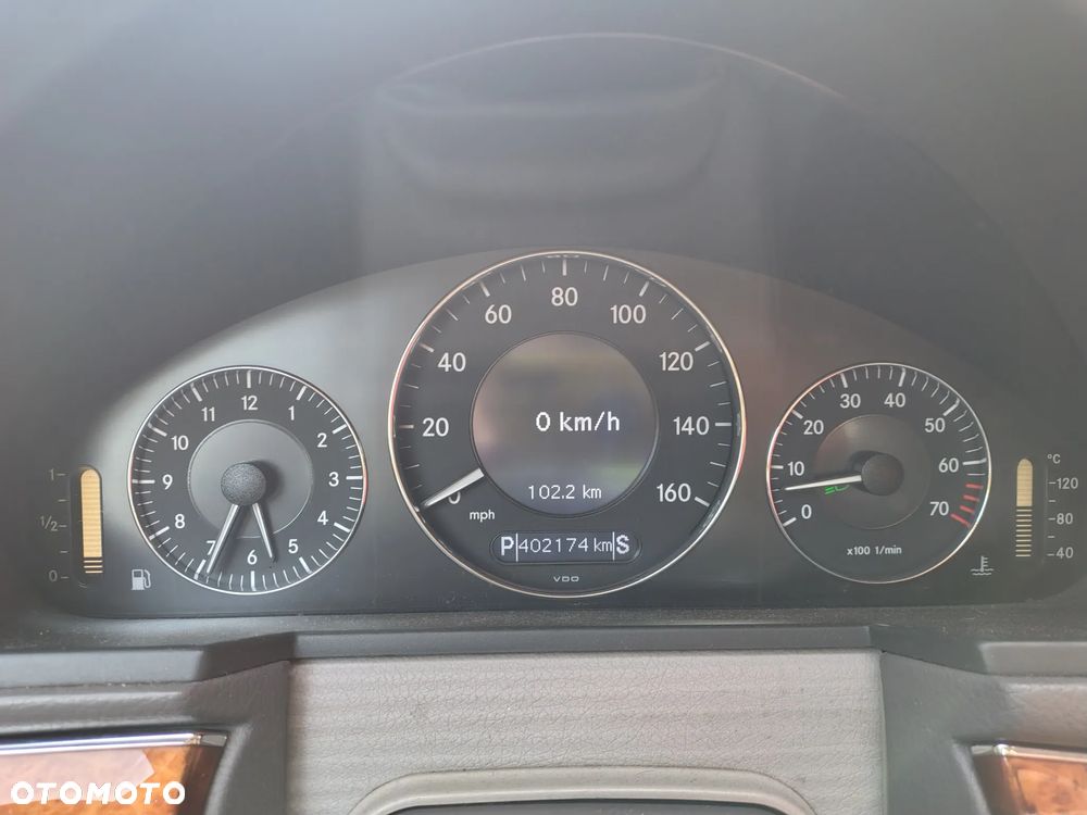 Mercedes-Benz Klasa E - 13