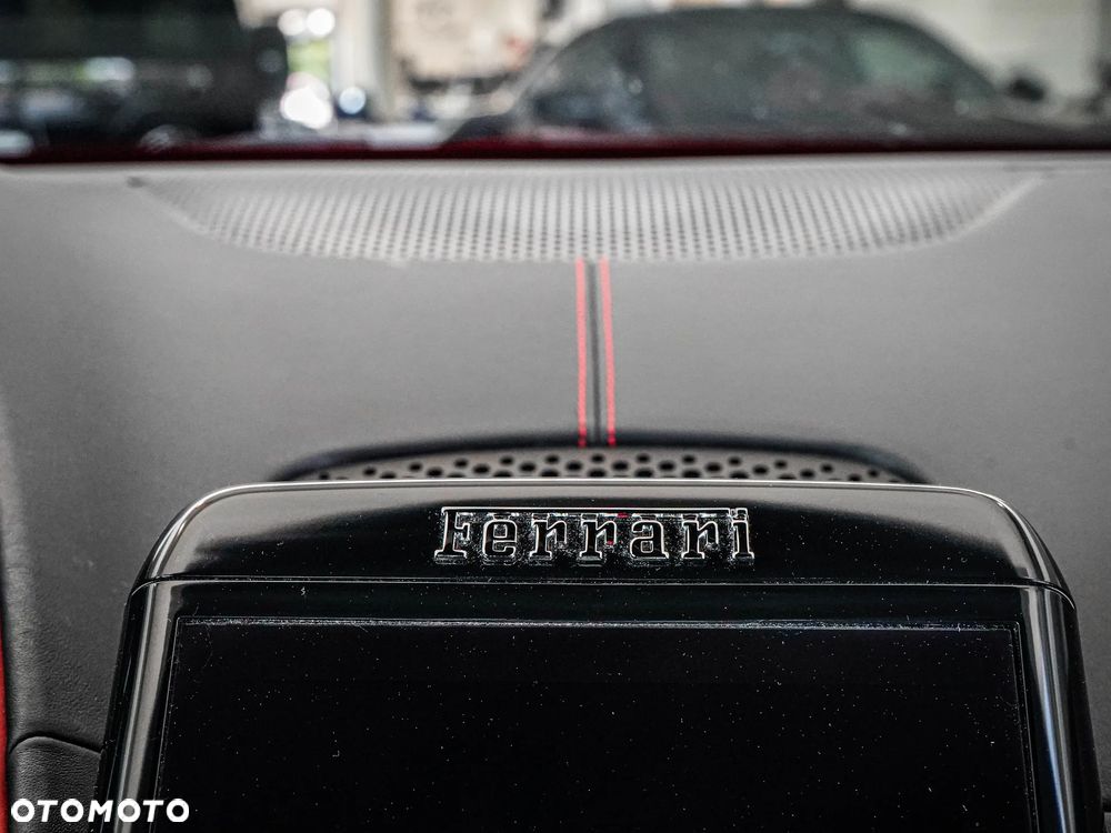 Ferrari Roma - 23