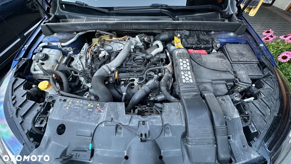 Renault Megane 1.6 TCe GT EDC - 10