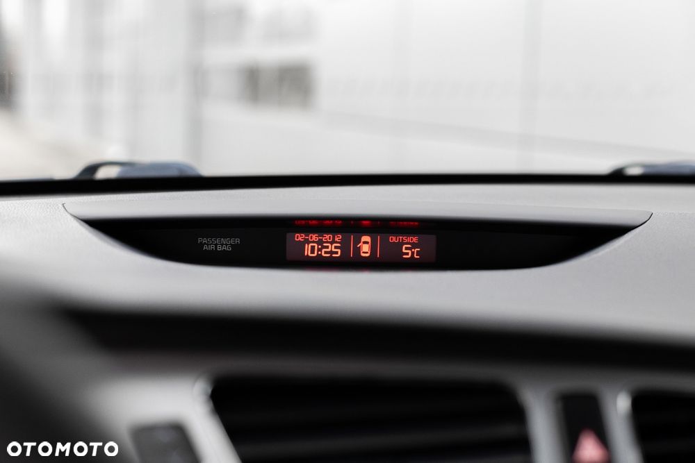 Kia Ceed 1.6 CRDi M - 27