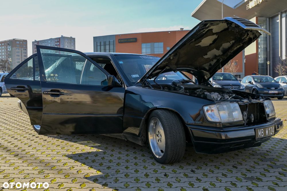 Mercedes-Benz W124 (1984-1993) - 15
