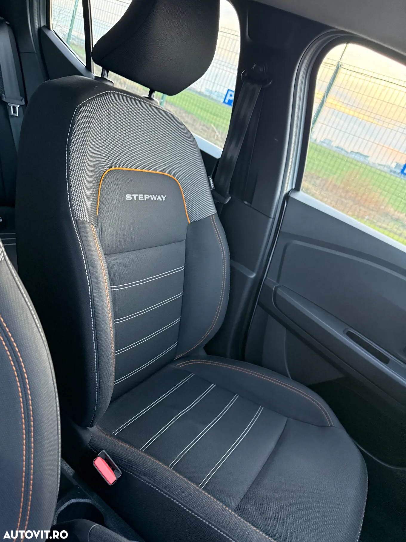 Dacia Sandero Stepway TCe 100 Prestige - 19