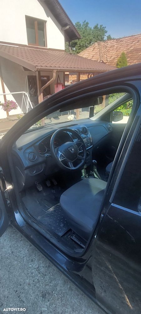 Dacia Logan 1.0 SCe SL PLUS - 4