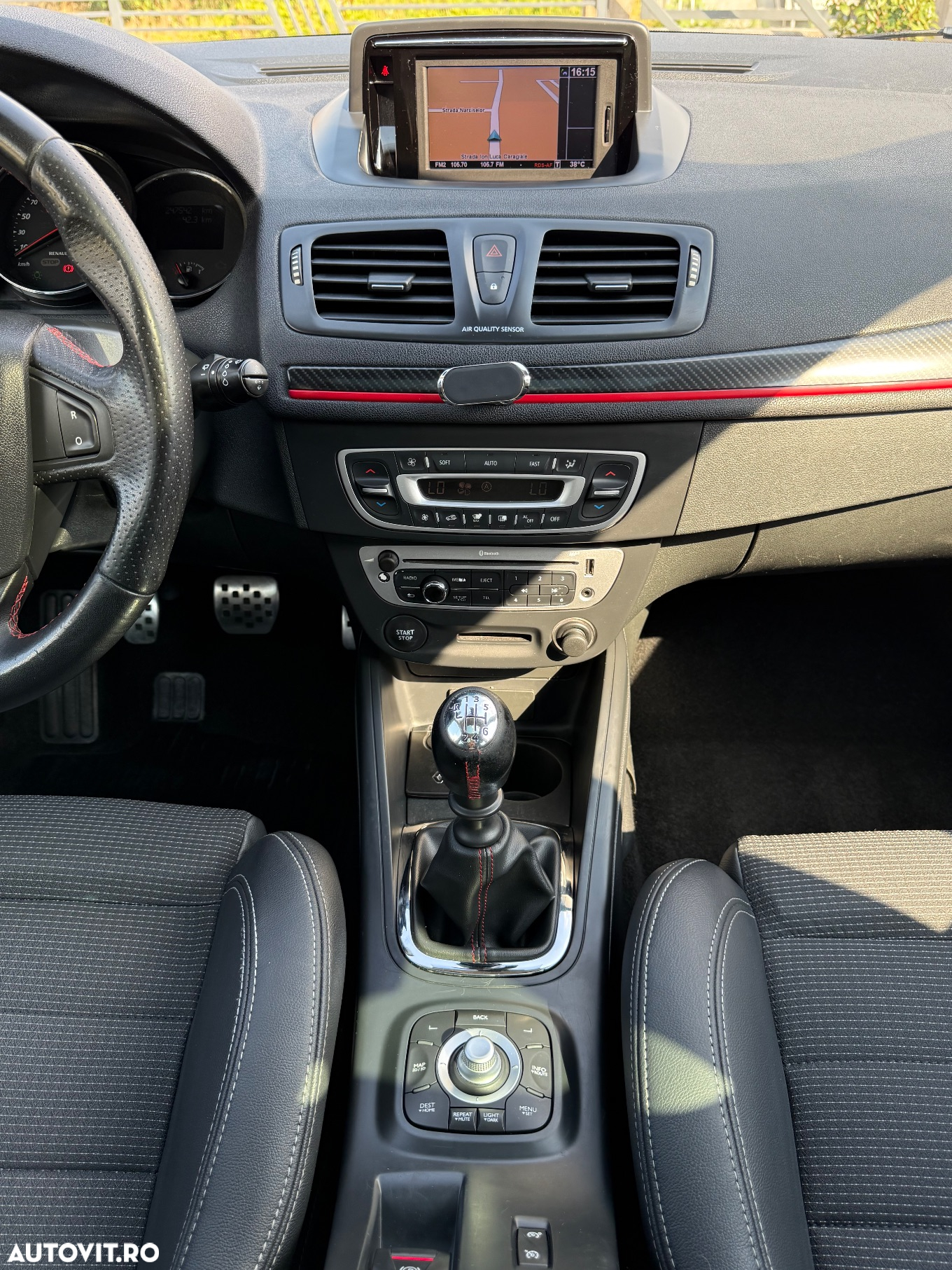 Renault Megane ENERGY dCi 110 GT LINE - 16
