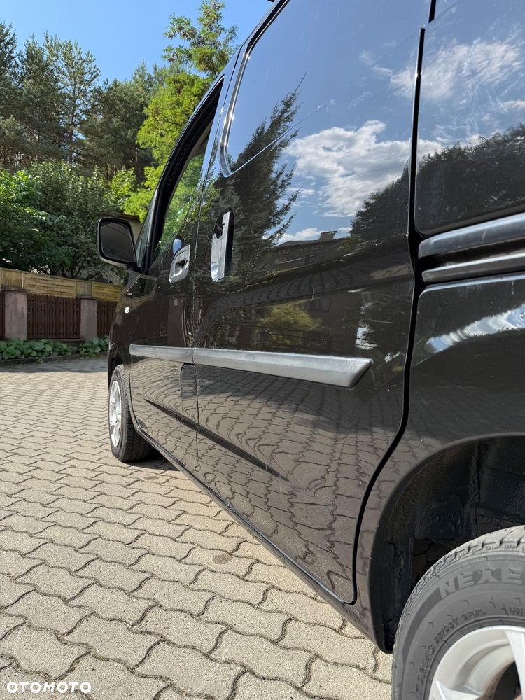 Nissan Nv200 - 11