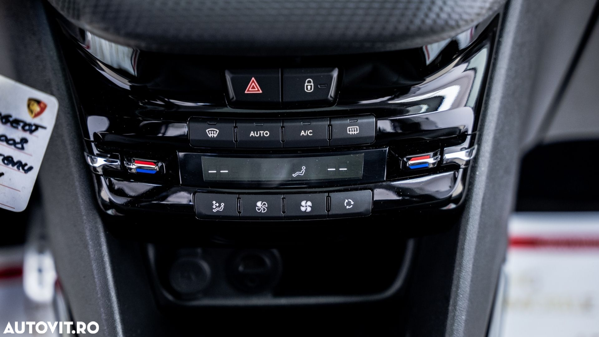 Peugeot 2008 BlueHDi FAP 120 STOP & START GT-Line Edition - 20