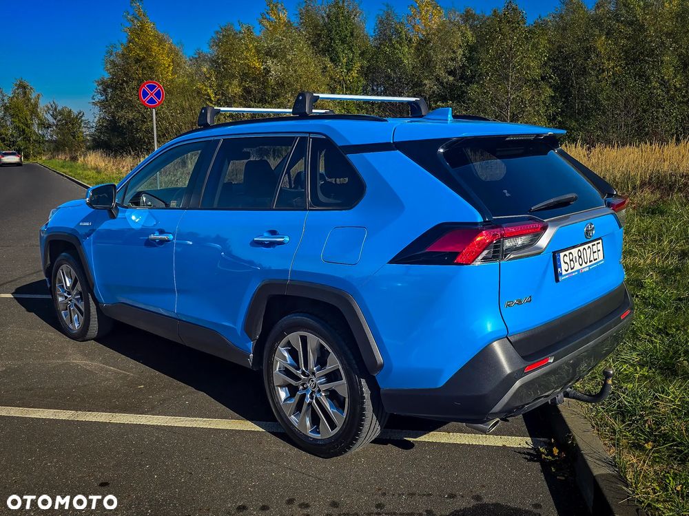 Toyota RAV4 - 24