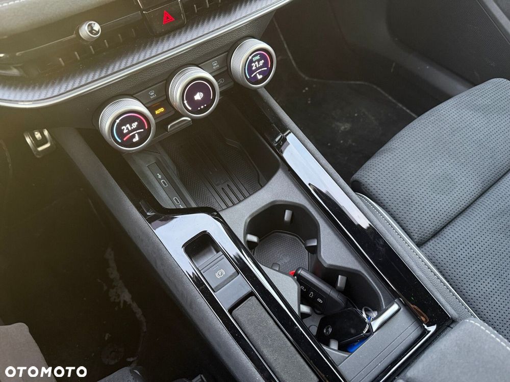 Skoda Superb 2.0 TSI Sportline DSG - 20