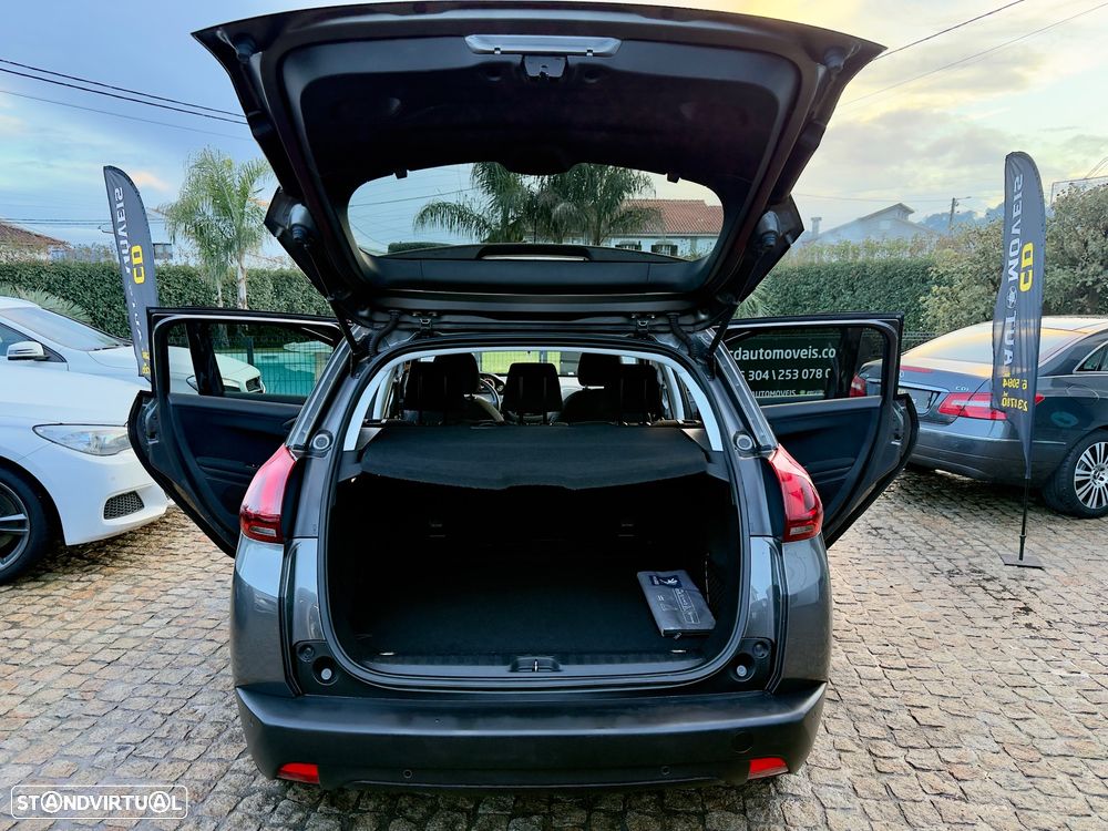 Peugeot 2008 1.5 BlueHDi Signature - 35