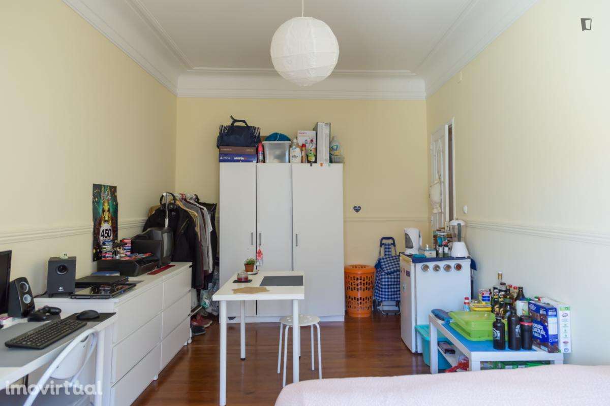 Quarto - localizado em Entrecampos Lisbon - Grande imagem: 5/14