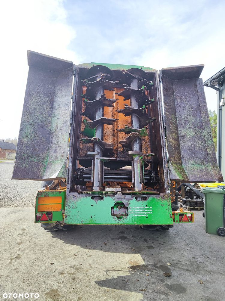 Inny DANGREVILLE  EV - 7