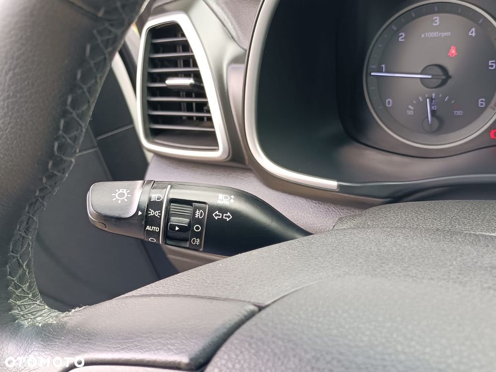 Hyundai Tucson blue 1.6 CRDi 2WD DCT Premium - 30