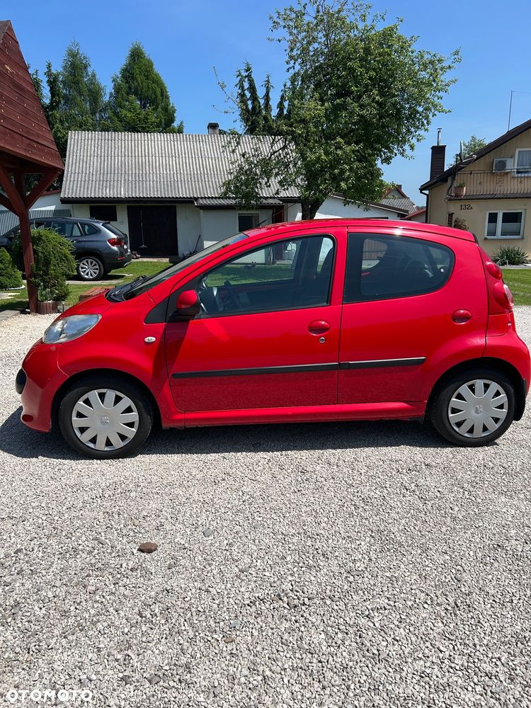 Peugeot 107 1.0 Trendy 2-Tronic - 4