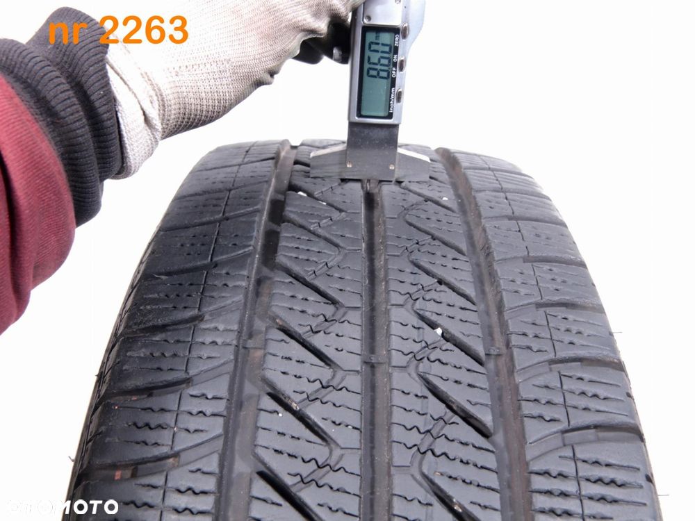 Goodyear Vector 4Seasons Cargo 235/65 R16C - 2