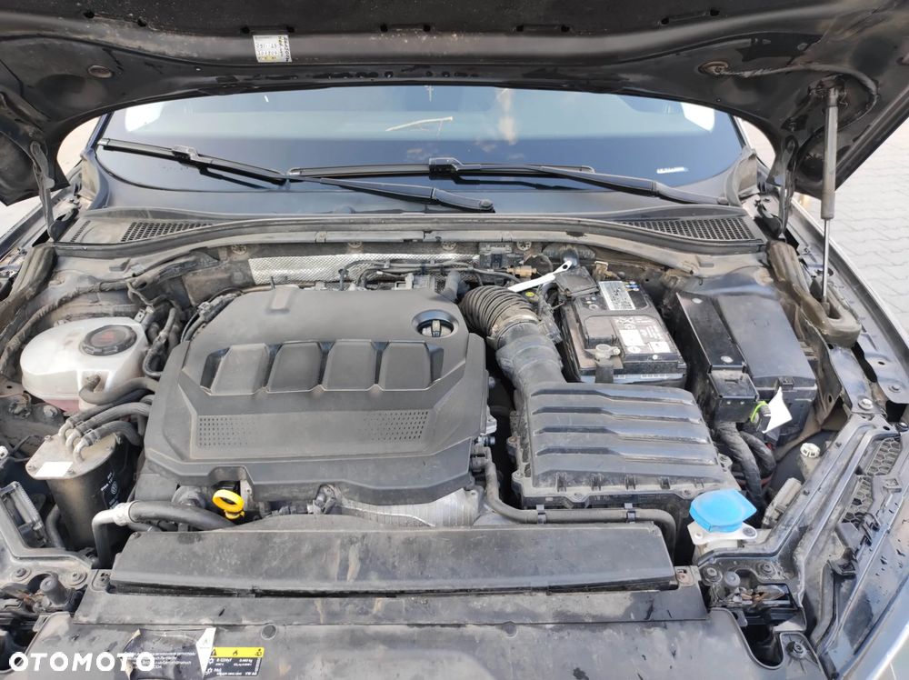 Skoda Superb 2.0 TDI SCR Ambition - 17