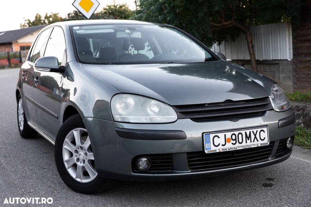 Volkswagen Golf - 3