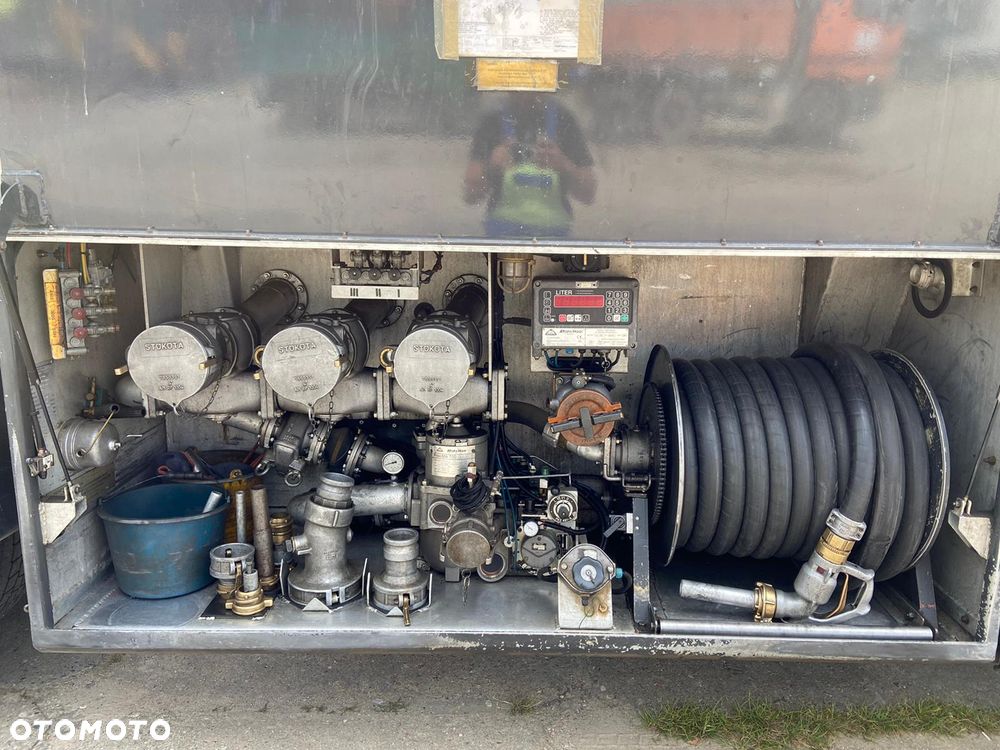 Volvo FE 240 autocysterna cysterna FL AT pierwszy właciciel benzyna oleje - 5