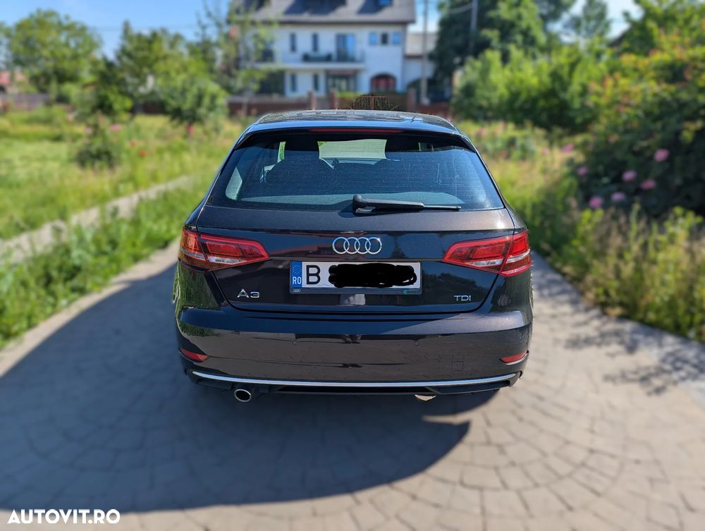 Audi A3 1.6 TDI S tronic Sport - 3