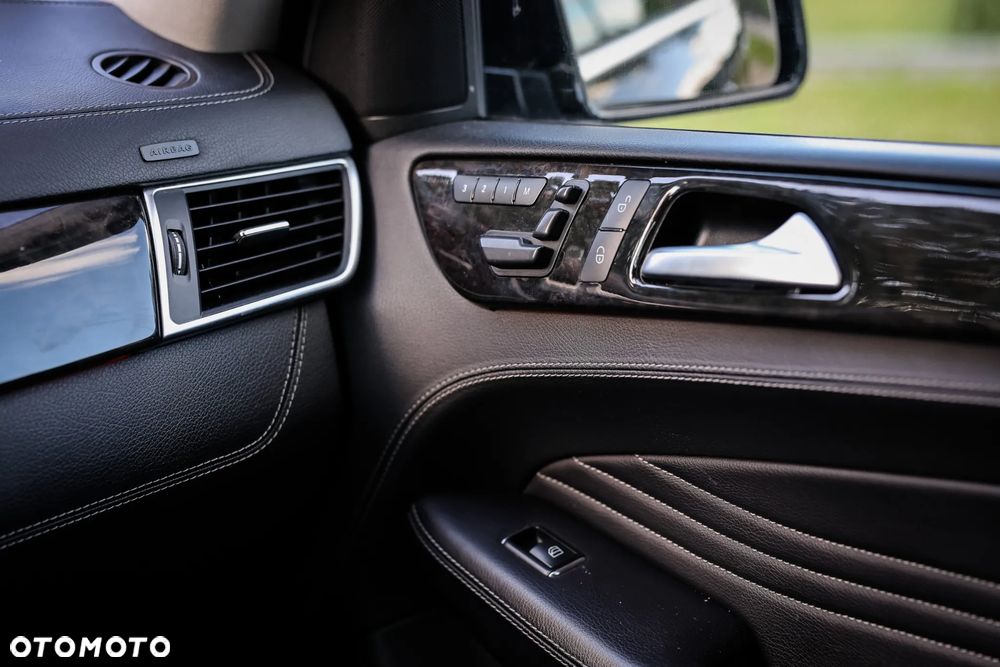 Mercedes-Benz ML 350 BlueEff 4-Matic - 23