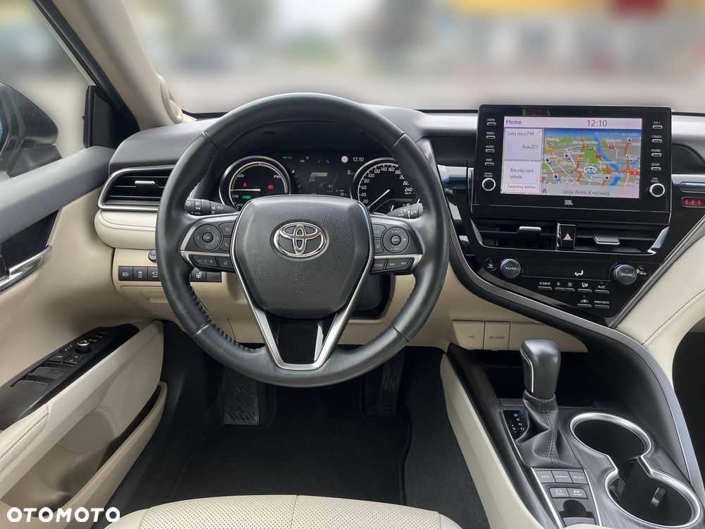 Toyota Camry 2.5 Hybrid Executive CVT - 12