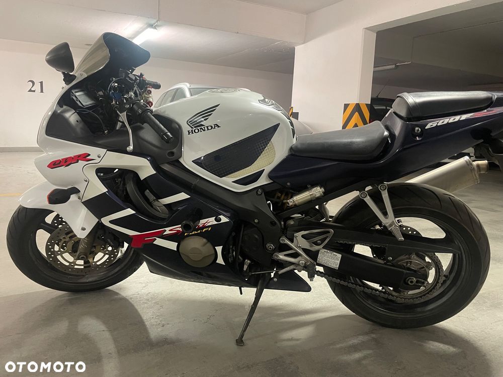 Honda CBR - 4